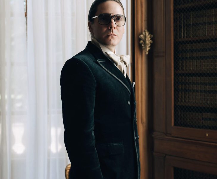 سریال کارل لاگرفلد شدن becoming karl lagerfeld